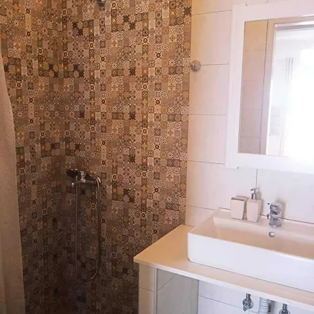 Kalymnos Platy Gialos Mousellis Makis 3*