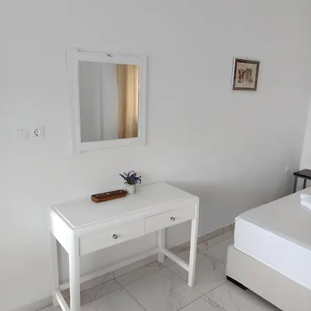 Kalymnos Platy Gialos Mousellis Makis 3*