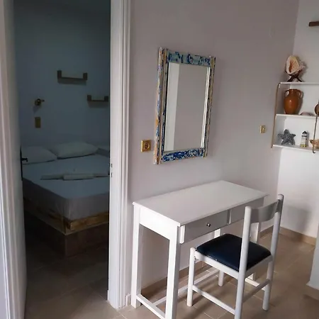 Kalymnos Platy Gialos Mousellis Makis Appart hôtel 3*