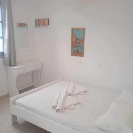 Kalymnos Platy Gialos Mousellis Makis