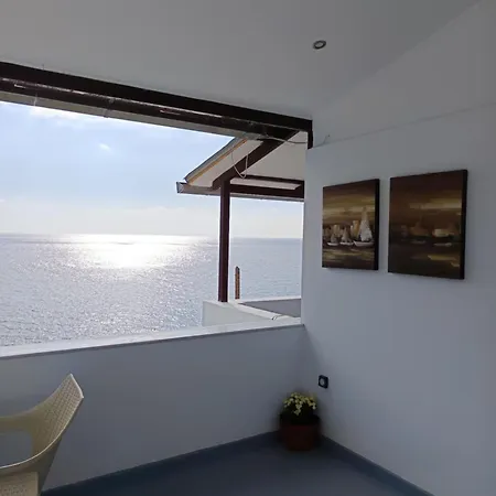 Kalymnos Platy Gialos Mousellis Makis Appart hôtel