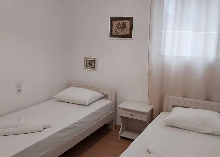 Kalymnos Platy Gialos Mousellis Makis アパートホテル