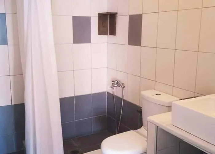 Kalymnos Platy Gialos Mousellis Makis