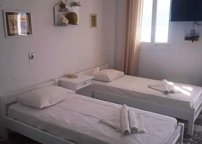 Kalymnos Platy Gialos Mousellis Makis アパートホテル