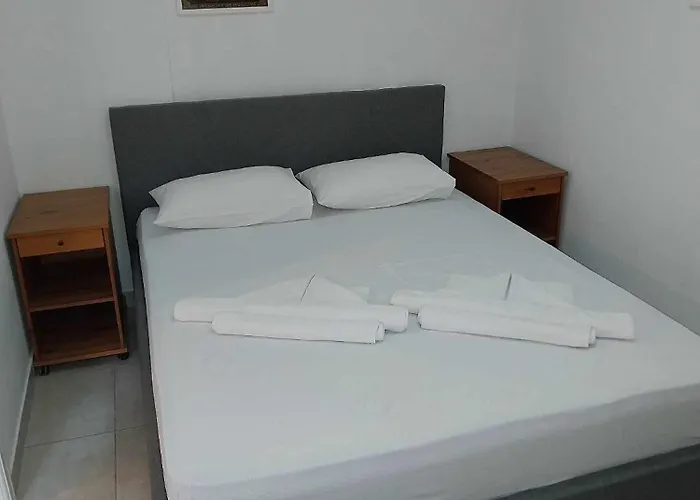 Kalymnos Platy Gialos Mousellis Makis