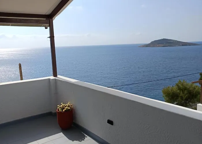 Kalymnos Platy Gialos Mousellis Makis アパートホテル