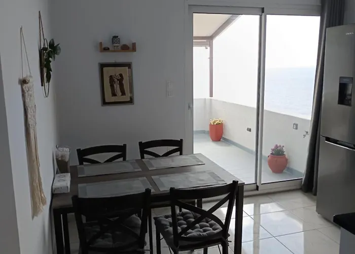 アパートホテル Kalymnos Platy Gialos Mousellis Makis